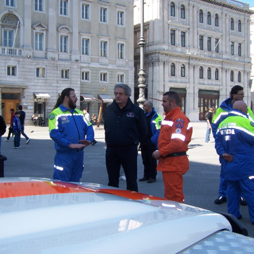 foto consegna mezzo 29/03/08 n. 31 / 21927