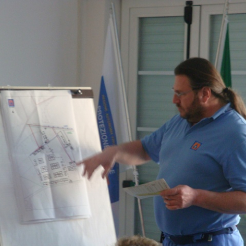 corso 12 / 113018