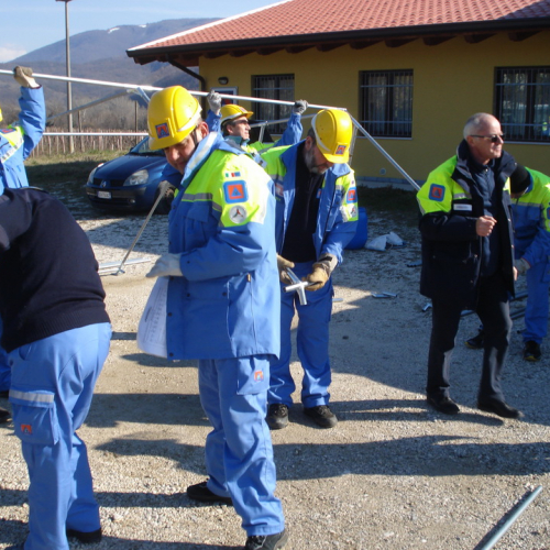 Corso di montaggio tende del 10/02/13 n. 28 / 90771