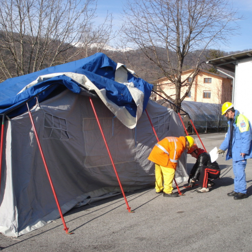 Corso in presenza di montaggio tende n. 9 / 90550