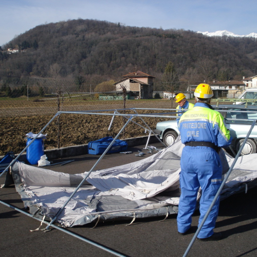 Corso in presenza di montaggio tende n. 14 / 90555