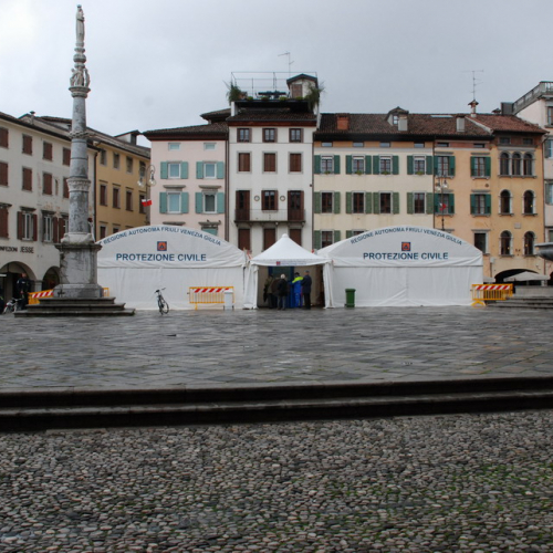 Stand Piazza Matteotti n. 5 / 51107