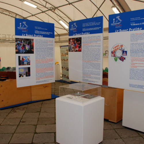 Stand Piazza Matteotti n. 9 / 51111