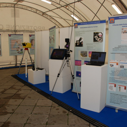 Stand Piazza Matteotti n. 12 / 51114