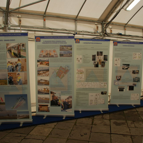 Stand Piazza Matteotti n. 21 / 51123