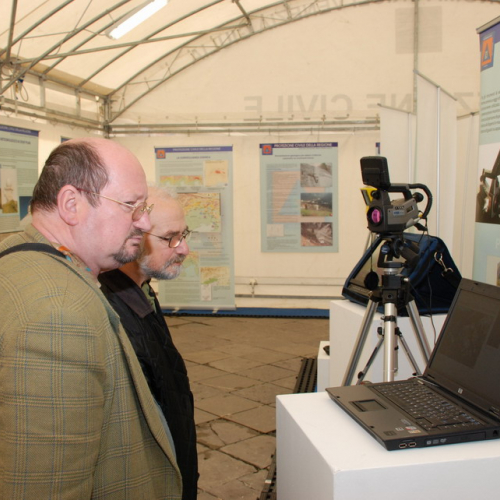 Stand Piazza Matteotti n. 24 / 51126