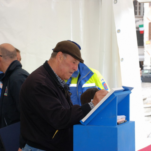 Stand Piazza Matteotti n. 32 / 51134