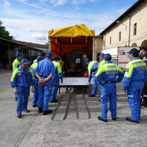 Montaggio tenda N.B.C.R. n. 3 / 108781