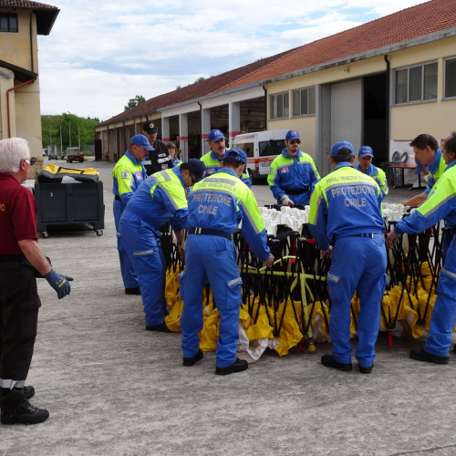 Montaggio tenda N.B.C.R. n. 14 / 108792