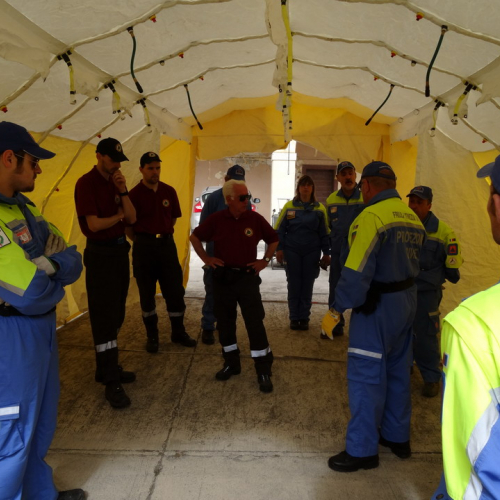 Montaggio tenda N.B.C.R. n. 26 / 108804