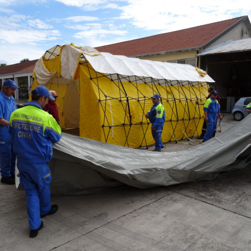 Montaggio tenda N.B.C.R. n. 28 / 108806