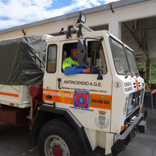 Montaggio tenda N.B.C.R. n. 33 / 108811