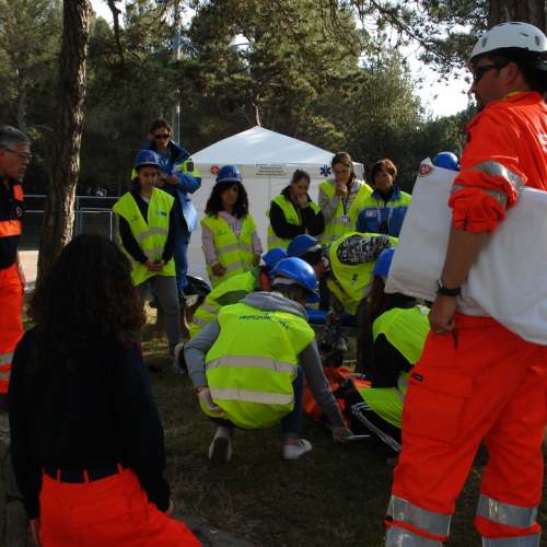 Stage 2012: nozioni relative al primo soccorso n. 15 / 77573