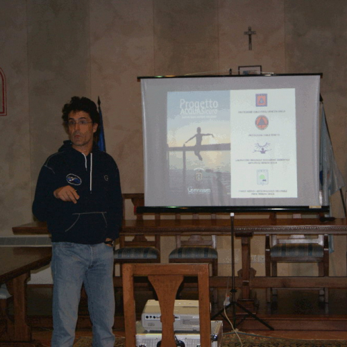 Lezione autoprotezione in ambiente acquatico n. 2 / 49963