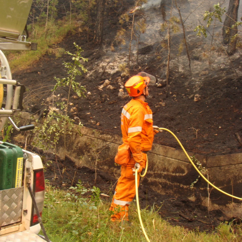 Volontari AIB di Cividale interventi sull'incendio di Chiusaforte a Chiout Cali n. 5 / 98201