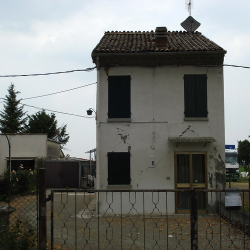 Attivit‡ nei due Campi in comune di Mirandola n. 4 / 83658