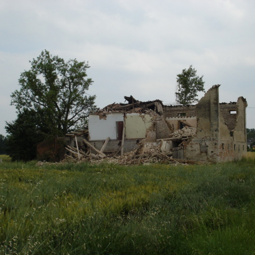 Attivit‡ nei due Campi in comune di Mirandola n. 6 / 83660