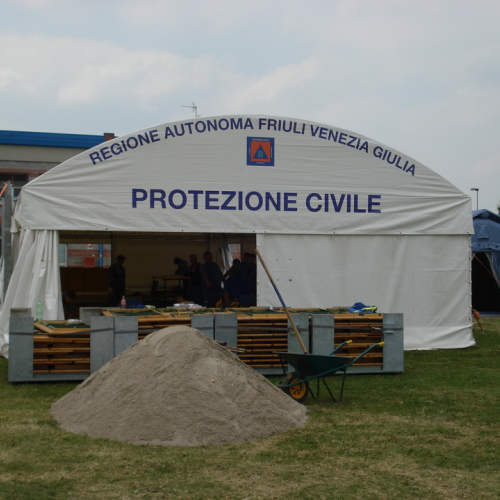 Attivit‡ nei due Campi in comune di Mirandola n. 12 / 83666