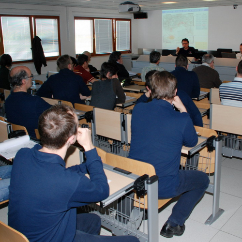 Incontro in materia di rischio sismico e piani di emergenza n. 1 / 93682