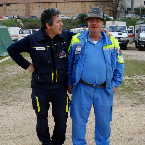 Partenza dall'Aquila primo contingente volontari 4 / 37788