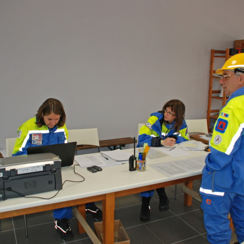 Visita Assessore esercitazione Aree Emergenza 2013" n. 2""isita Assessore esercitaz" / 95311