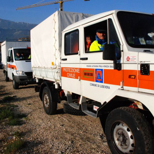 Soccorsi in Abruzzo 08/04 n. 6 / 37387