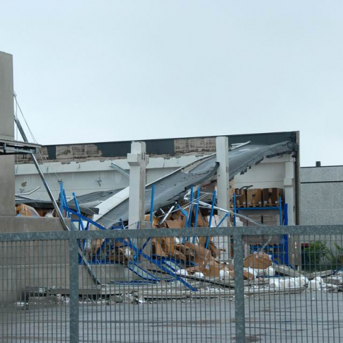 Allestimento campo a Mirandola  n. 4 / 81205