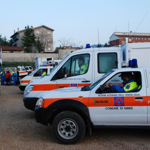 Partenza dall'Aquila primo contingente volontari 9 / 37793