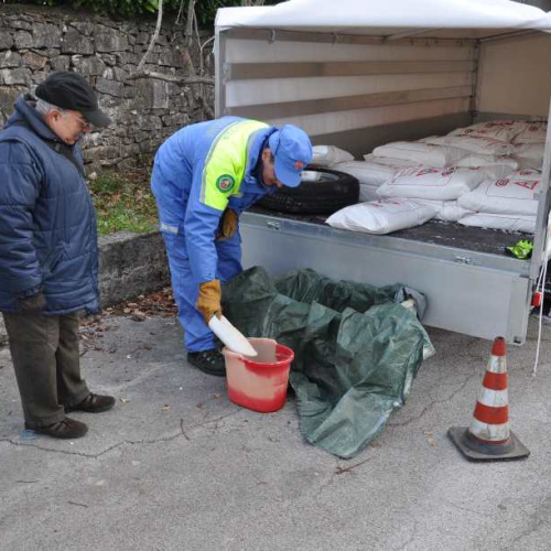 Intervento per la neve del 08/12/12 n. 24 / 89477