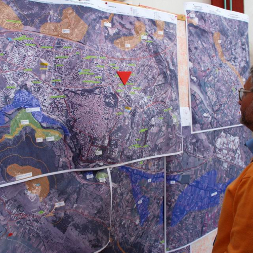 Soccorsi in Abruzzo 08/04 n. 16 / 37397