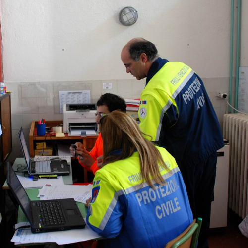 Soccorsi in Abruzzo 08/04 n. 17 / 37398