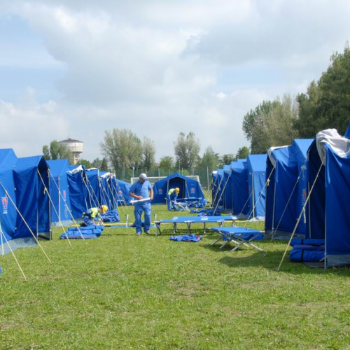 Attivit‡ dei volontari a Mirandola n. 9 / 81358