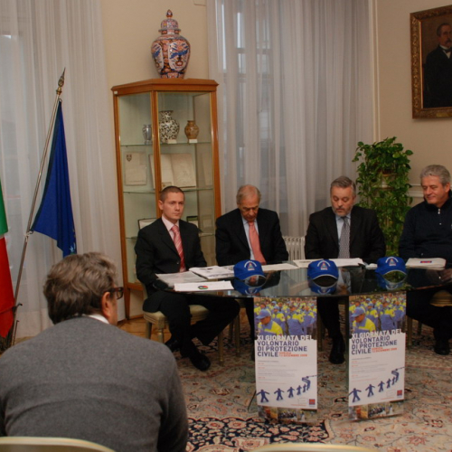 Conferenza stampa n. 6 / 32997