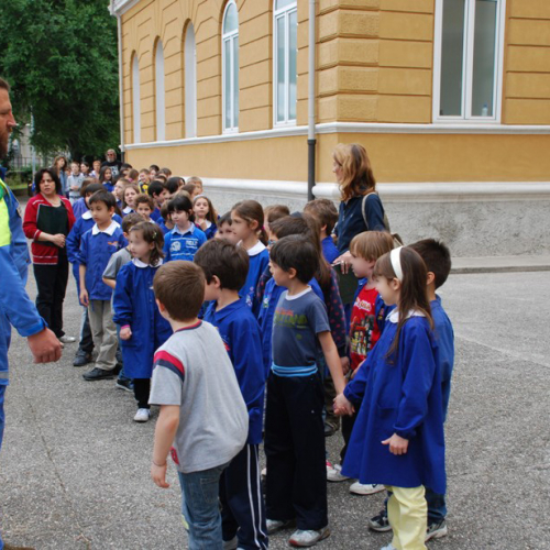 Prova evacuazione scuola Italo Svevo 04/06 n. 18 / 52960