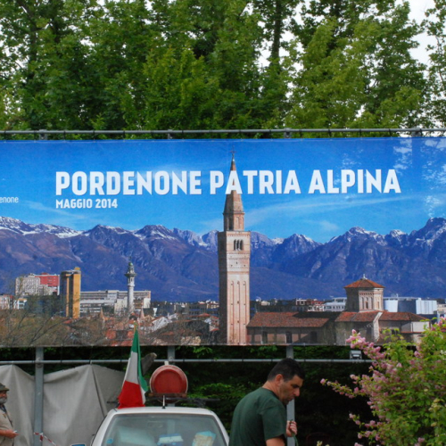 Supporto logistico e Sfilata n. 15 / 108308