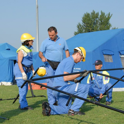 Attivit‡ dei volontari a Quarantoli n. 15 / 82055