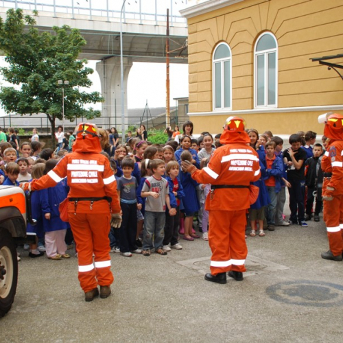 Prova evacuazione scuola Italo Svevo 04/06 n. 24 / 52966