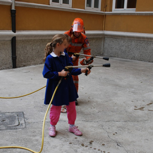 Prova evacuazione scuola Italo Svevo 04/06 n. 28 / 52970