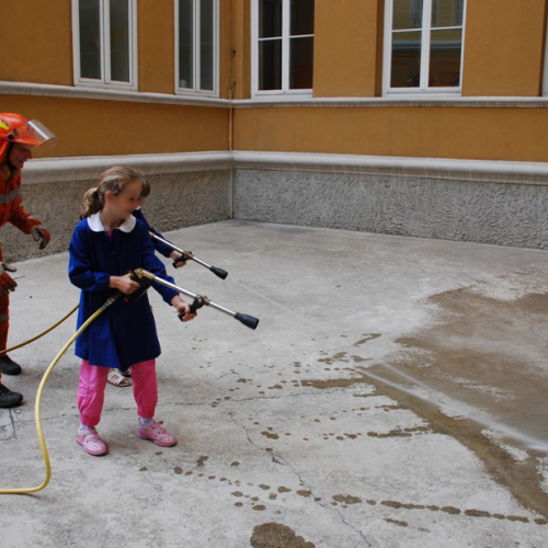 Prova evacuazione scuola Italo Svevo 04/06 n. 29 / 52971
