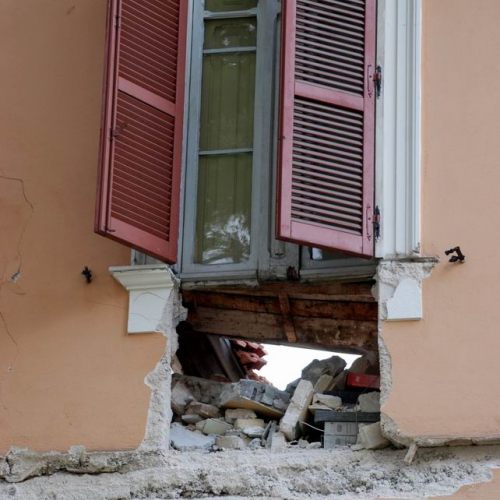 Terremoto Abruzzo 2009 n. 9 / 37512