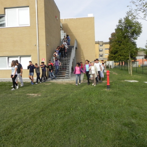 Prova di evacuazione scuola di Mirandola n. 47 / 86855