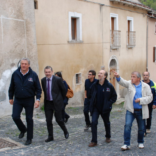 Visita Assessore Riccardi a L'Aquila e Fossa 15/09 n. 12 / 42394