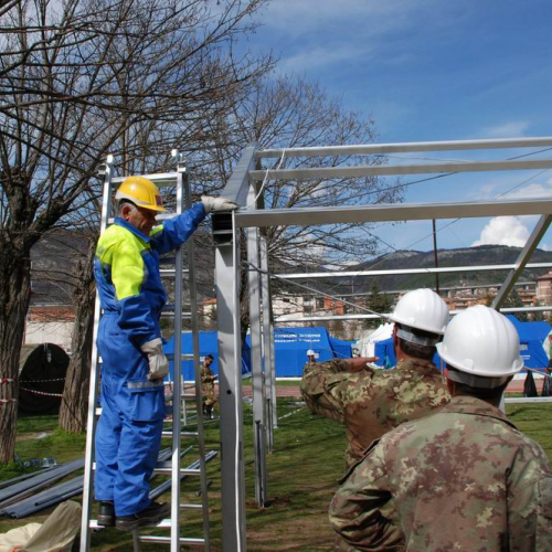 Soccorsi in Abruzzo 08/04 n. 29 / 37410