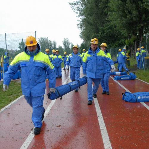 Allestimento campo a Mirandola  n. 10 / 81211