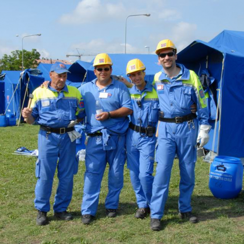 Attivit‡ dei volontari a Mirandola n. 21 / 81370