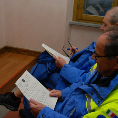 Corso in presenza di montaggio tende n. 11 / 100789