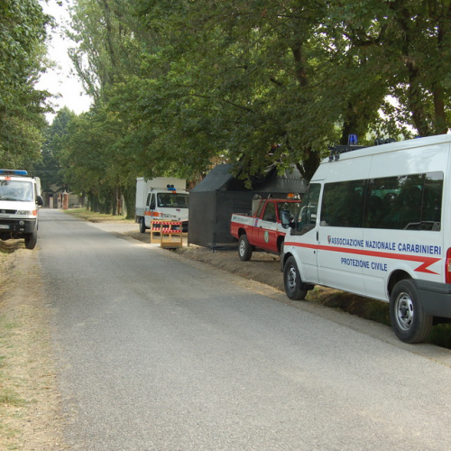 Attivit‡ dei volontari 8 colonna mobile n. 14 / 84071