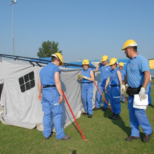 Attivit‡ dei volontari a Quarantoli n. 25 / 82065