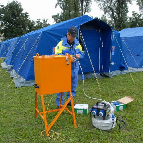 Allestimento campo a Mirandola  n. 13 / 81279