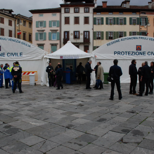 Inaugurazione stand 08/05/10 n. 1 / 51141